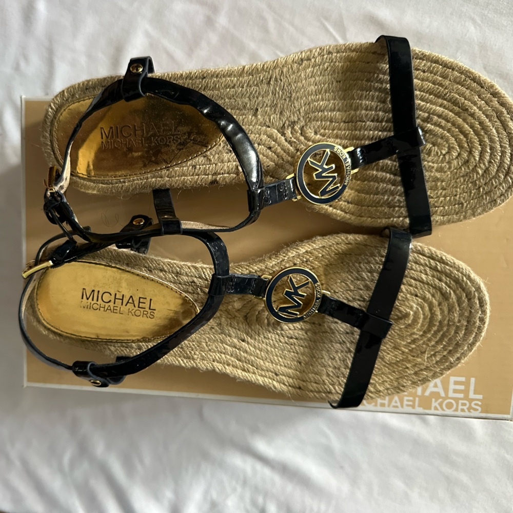 MICHAEL Michael Kors Hope Espadrille Patent Leather Navy Sandal Size 8M